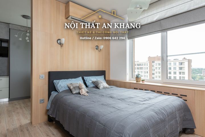 Phòng ngủ gỗ sồi vàng – tủ áo mở, vách đầu giường ốp gỗ – góc 3