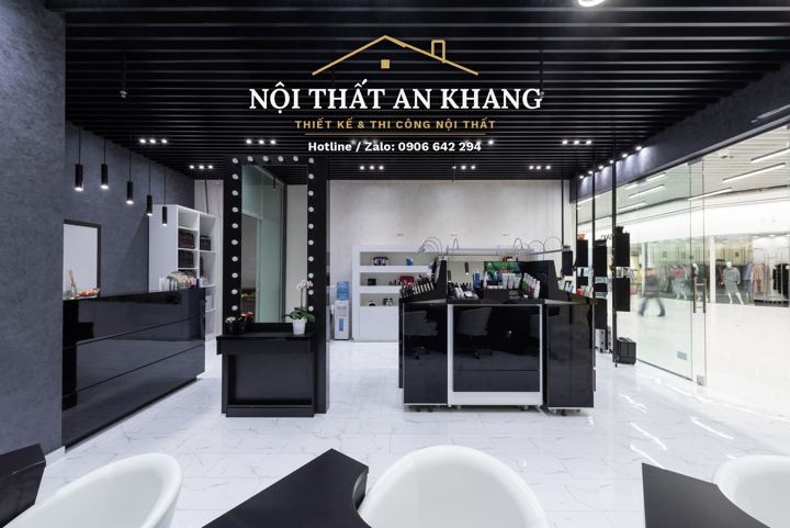 Tiệm nail đen trắng – quầy trưng bày & gương – góc 4
